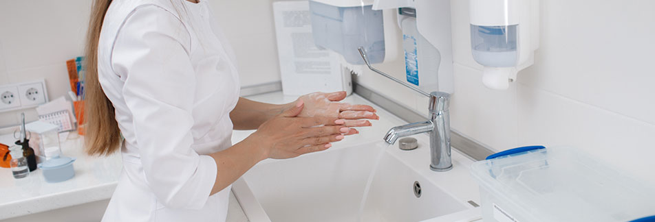 Hygiène et gestion des déchets médicaux : une priorité absolue Hygiène et gestion des déchets médicaux : une priorité absolue